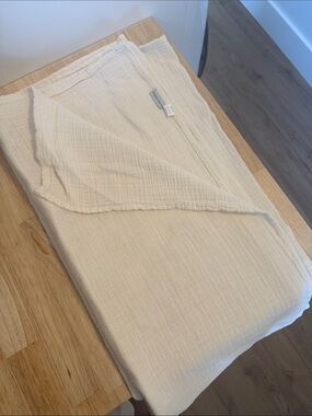 Parachute Home Textured Cream Muslin Throw Blanket